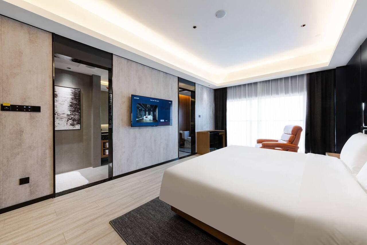 Ramada By Wyndham Wuhan Hankou Eksteriør bilde